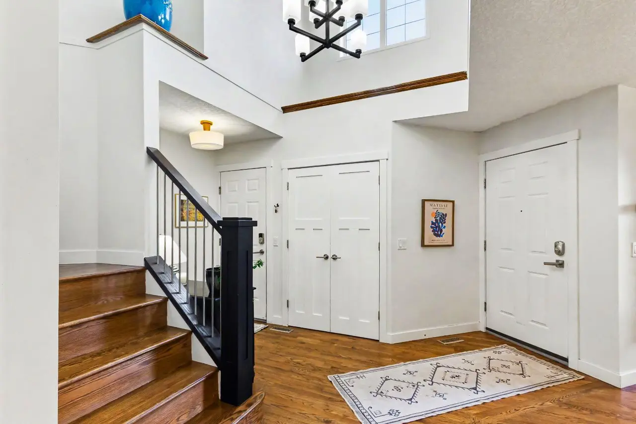 18603 Chaparral Manor SE