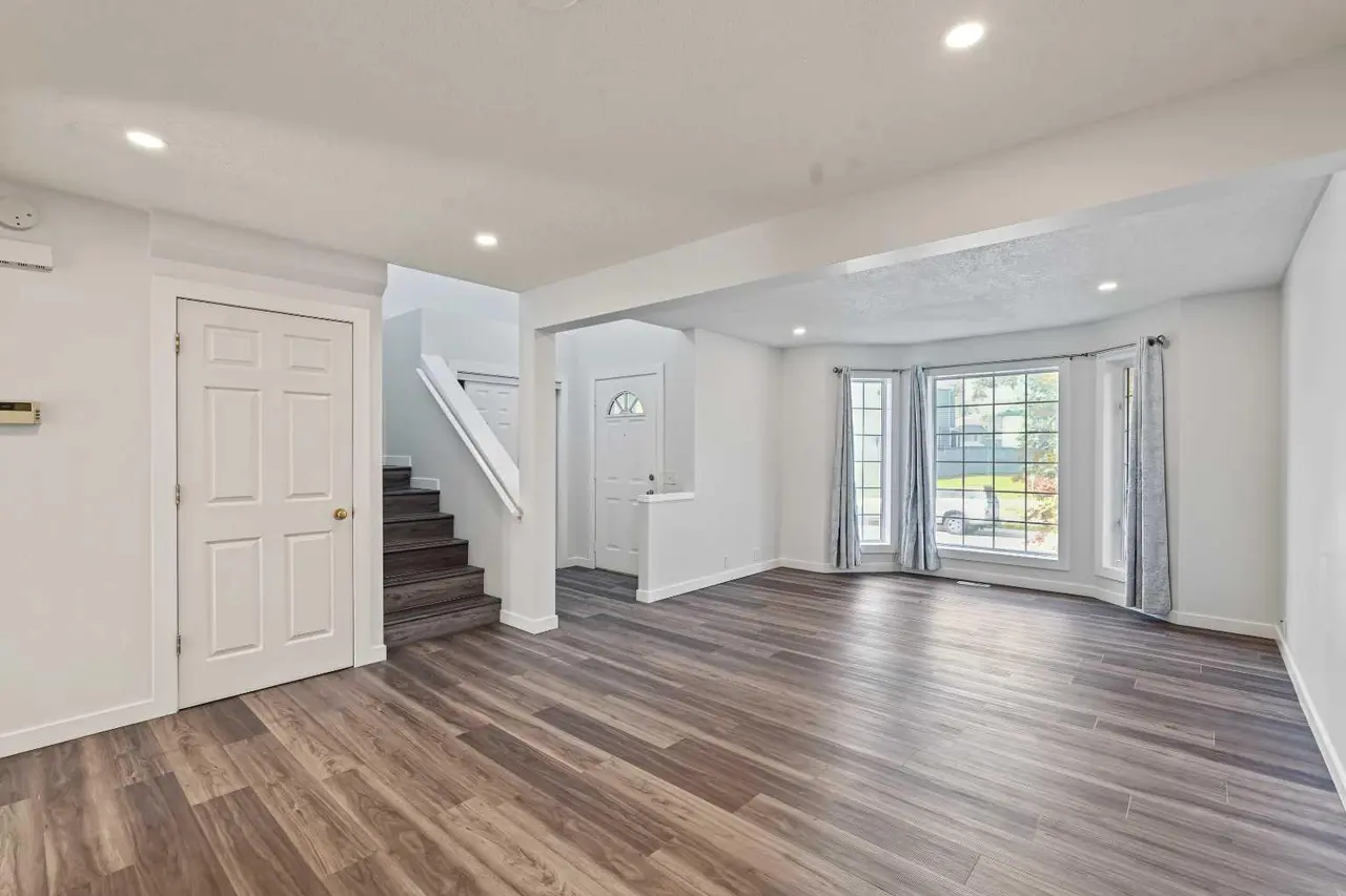 244 Harvest Gold Circle NE