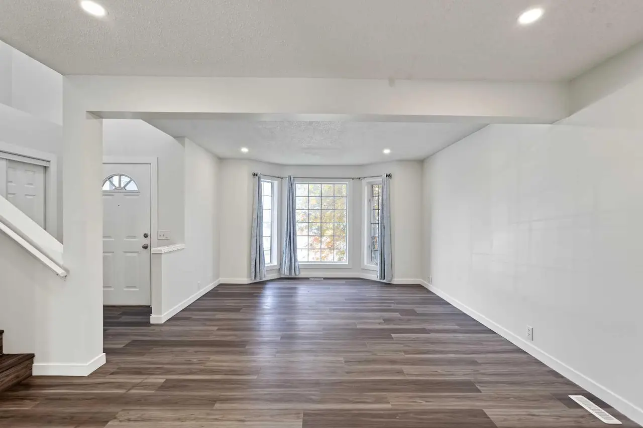 244 Harvest Gold Circle NE