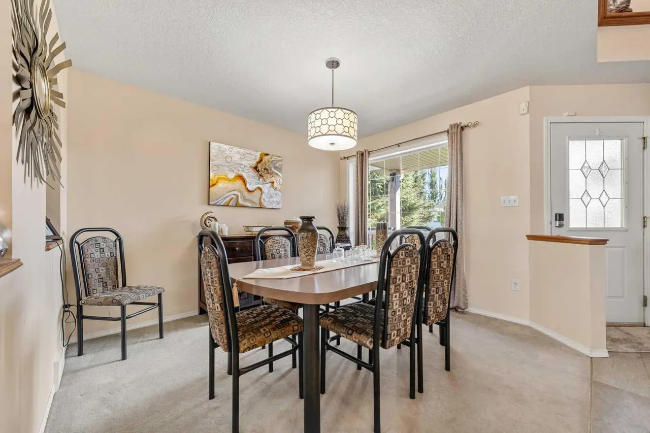 27 Fairmont Garden Road S