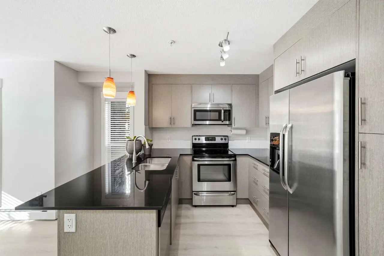 3115, 240 Skyview Ranch Road NE