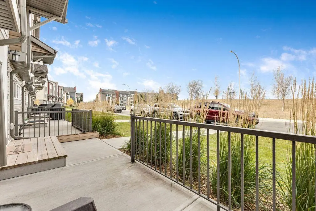 139 Copperstone Park SE