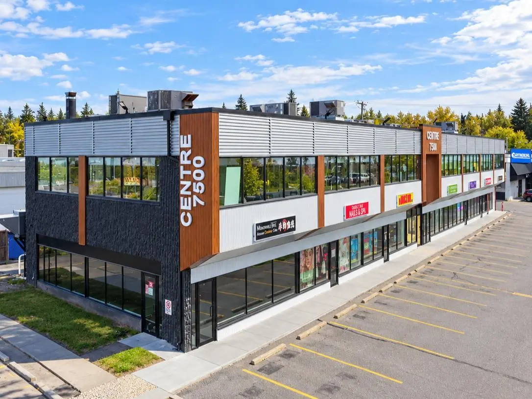 200, 7500 Macleod Trail SE