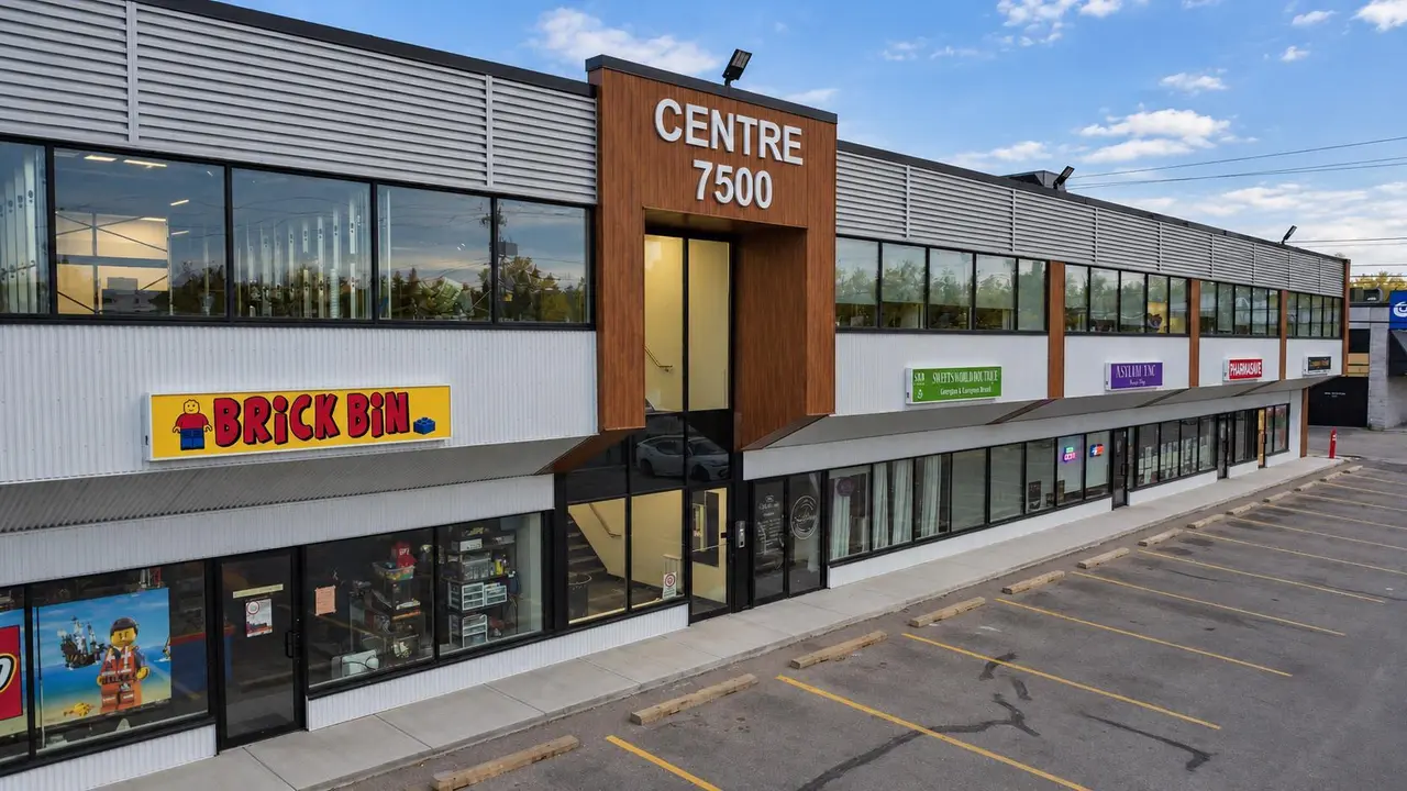 200, 7500 Macleod Trail SE