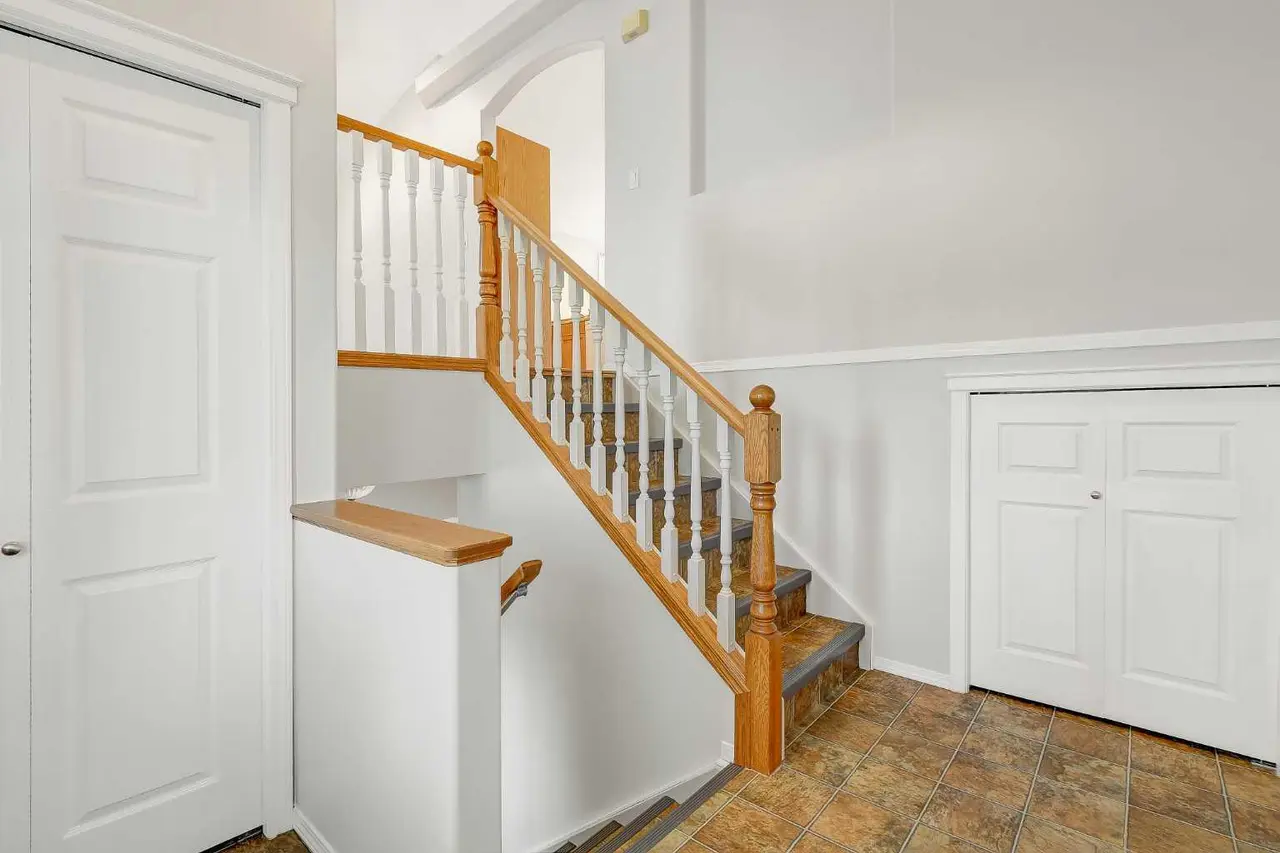 116 Pinnacle Boulevard 