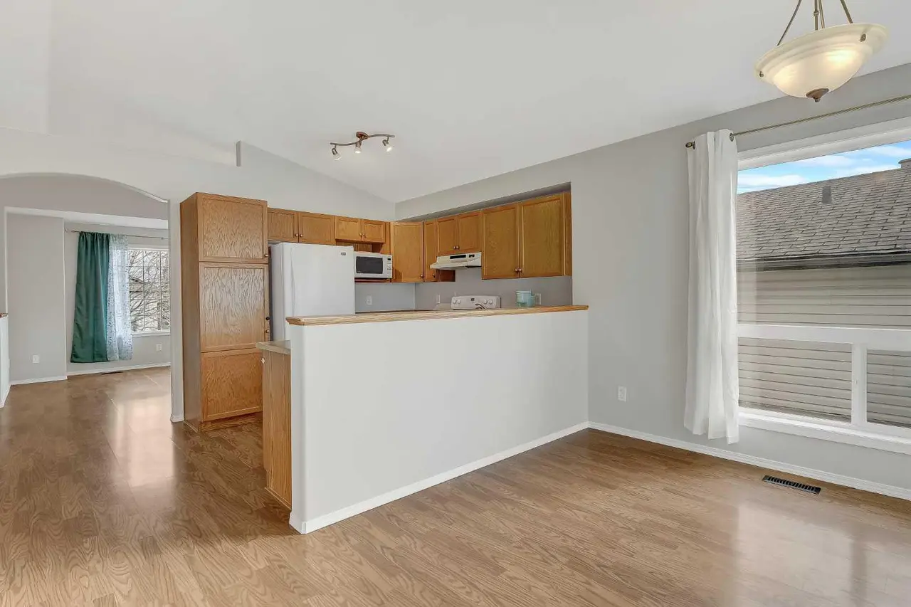 116 Pinnacle Boulevard 