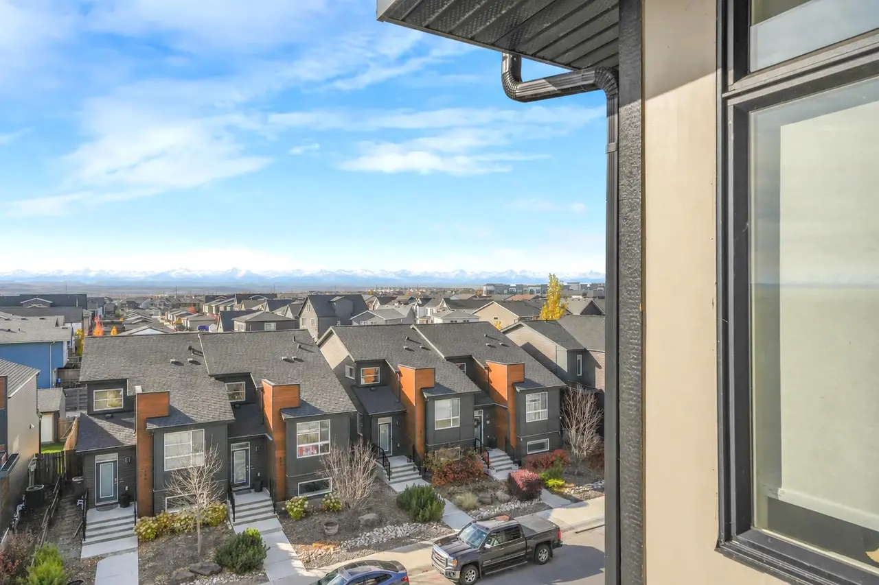4414, 200 Seton Circle SE