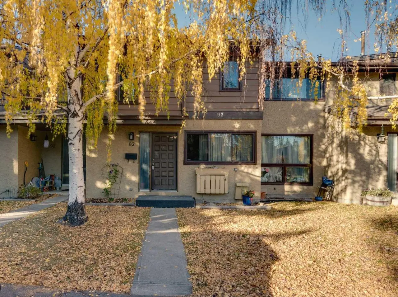 92, 2300 Oakmoor Drive SW