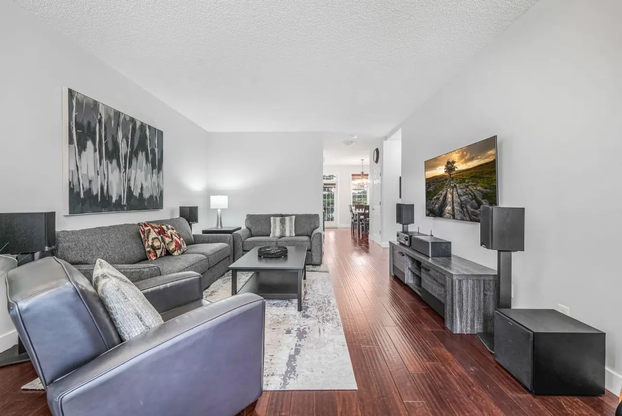 23, 29 Springborough Boulevard SW