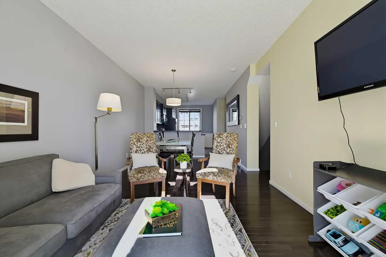 79 Evansview Gardens NW