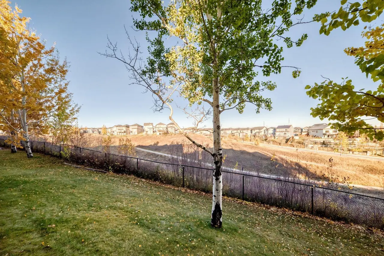 83 Kincora Heath NW