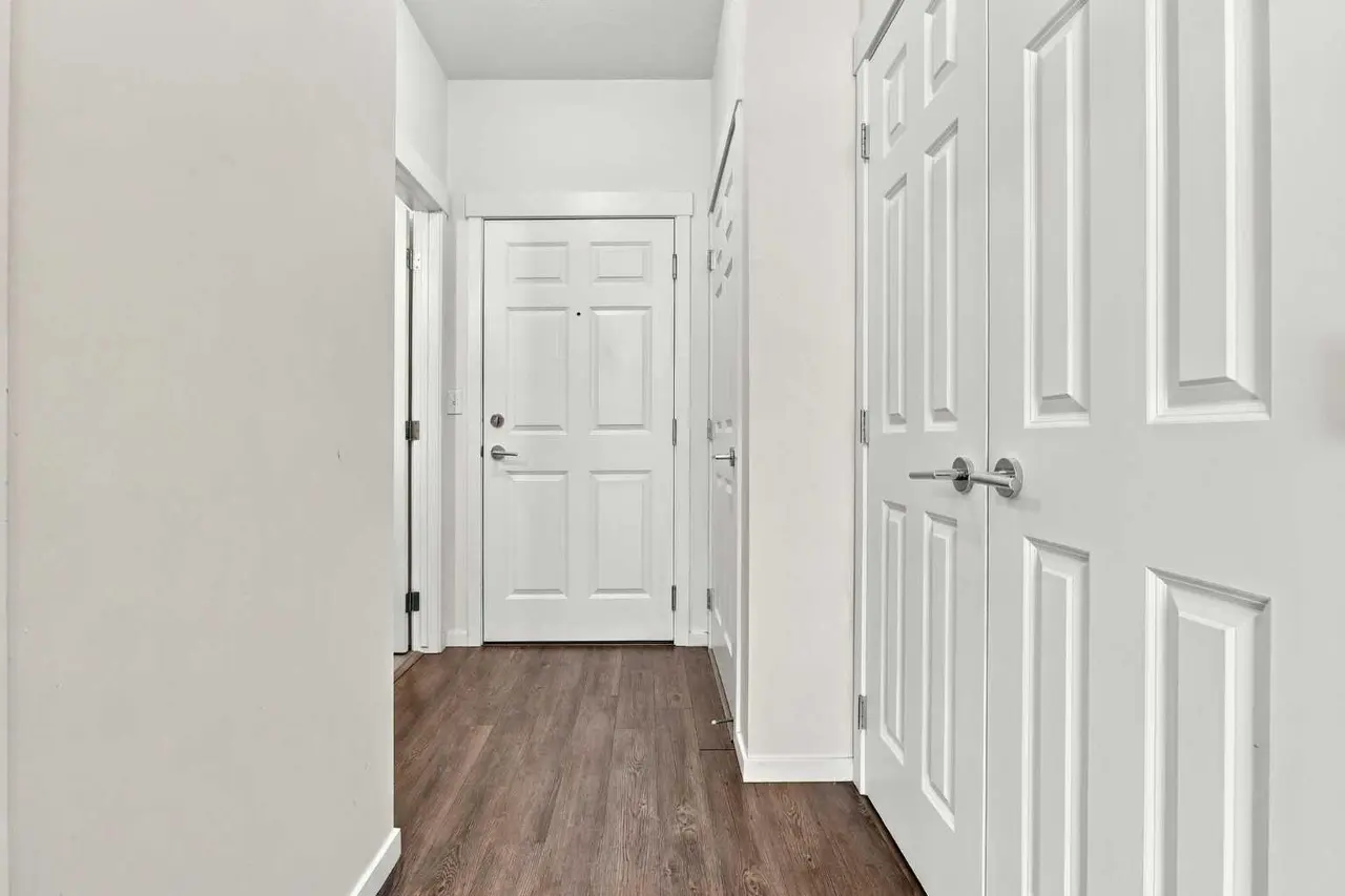 3404, 755 Copperpond Boulevard SE