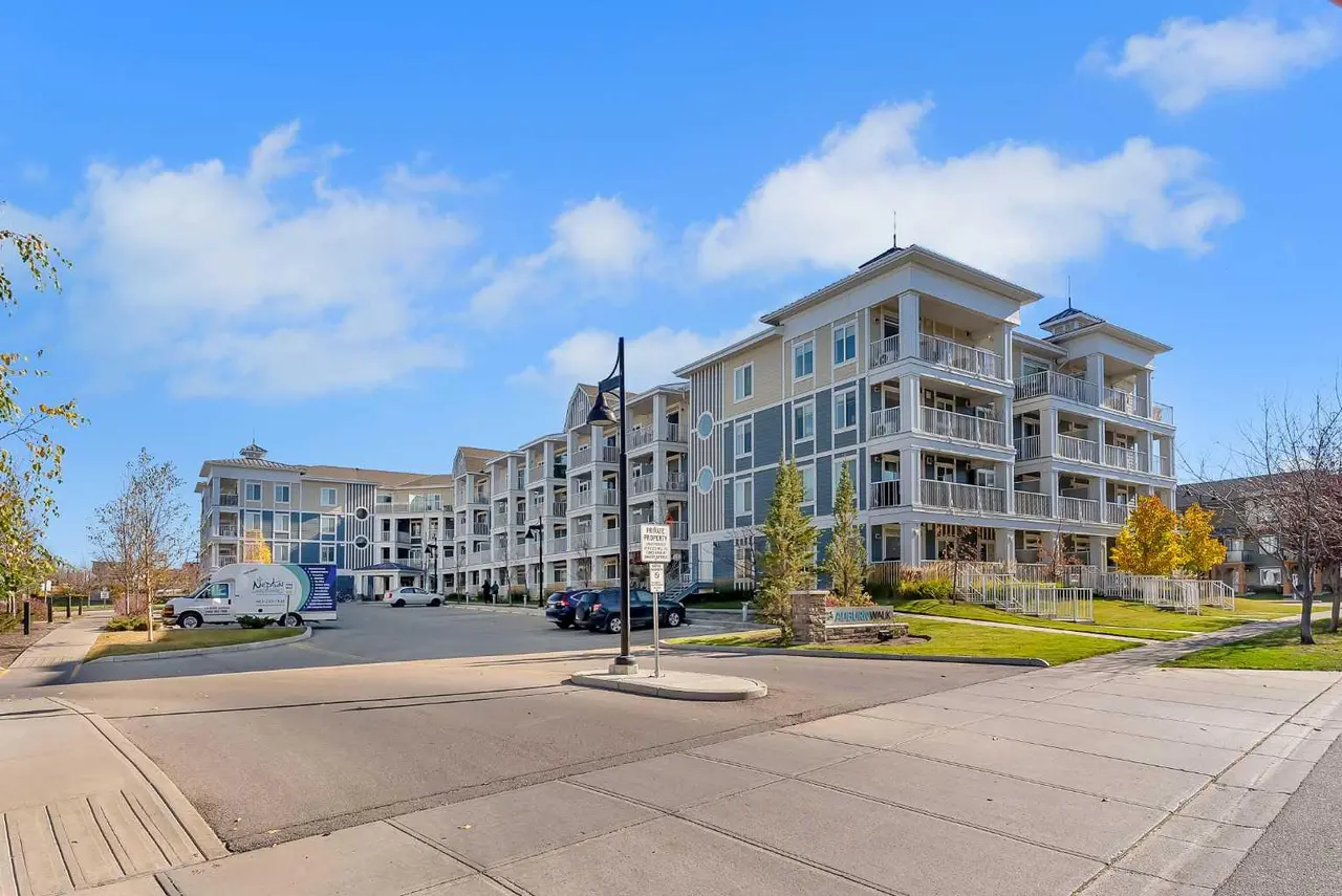 403, 110 Auburn Meadows View SE