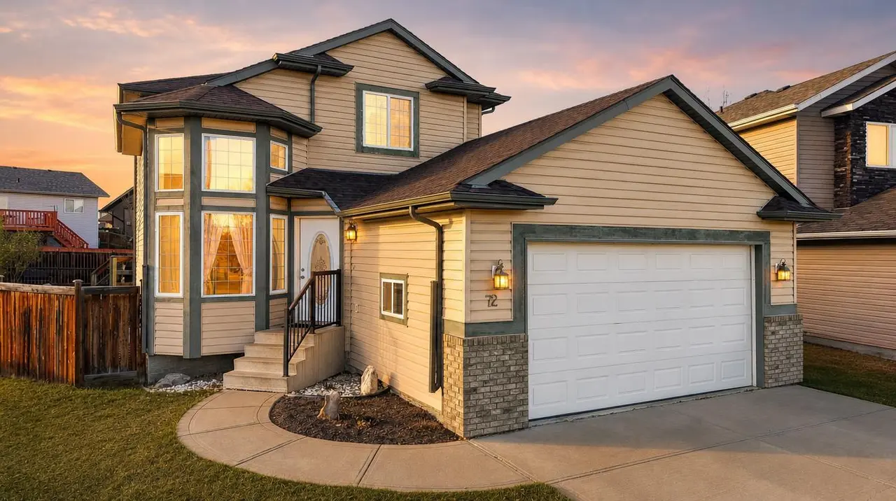 72 Oak Drive