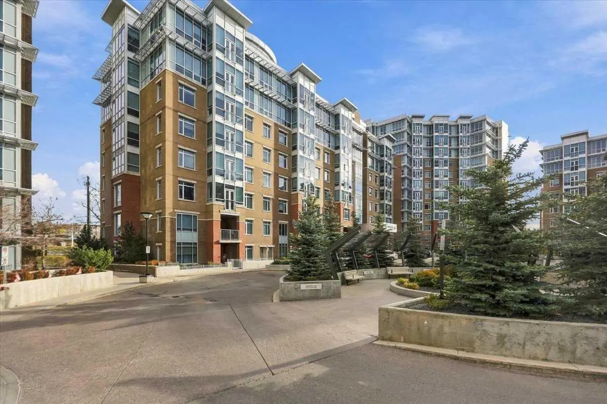 502, 24 Varsity Estates Circle NW