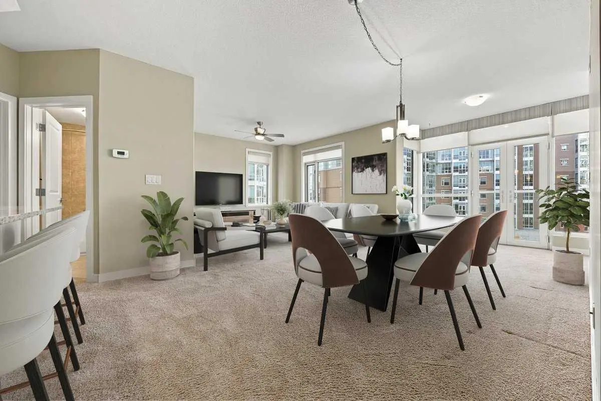 502, 24 Varsity Estates Circle NW