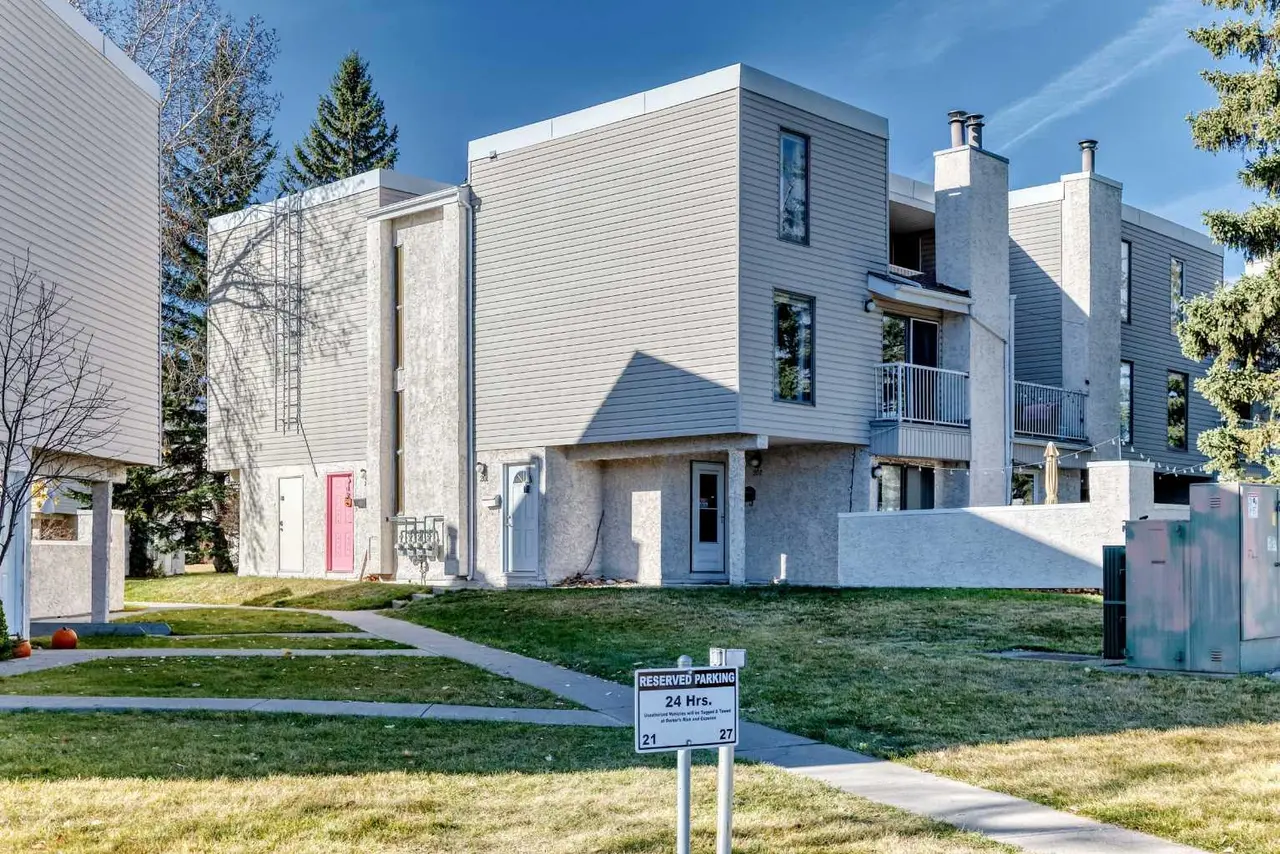 201, 3500 Varsity Drive NW