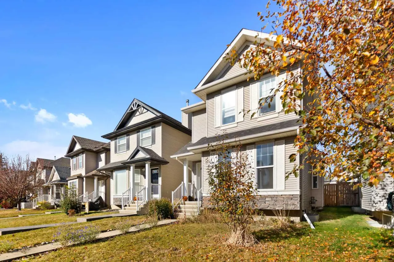 195 Cranberry Close SE
