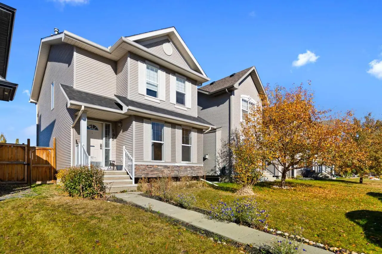 195 Cranberry Close SE