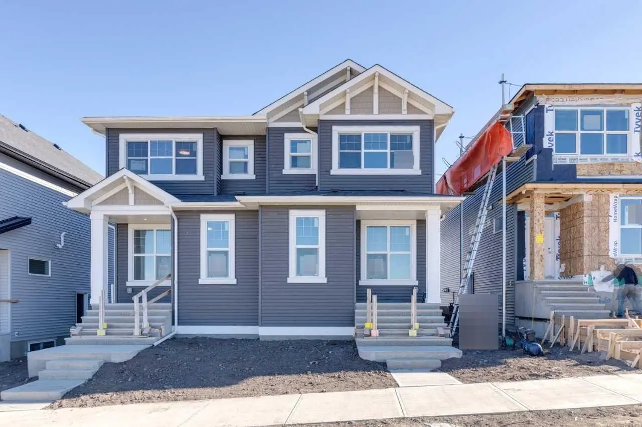 170 Aquila Grove NW