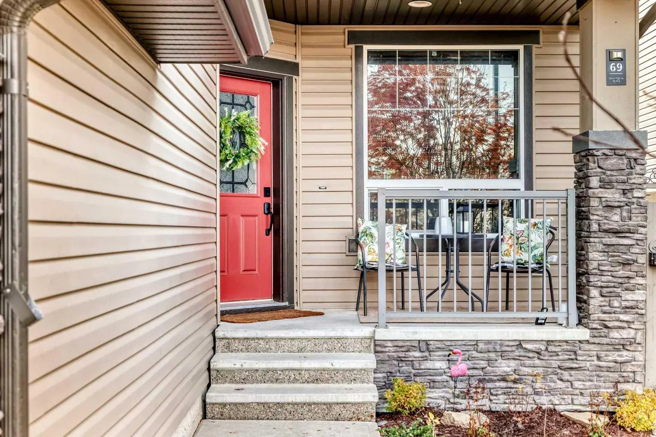 69 Morningside Circle SW