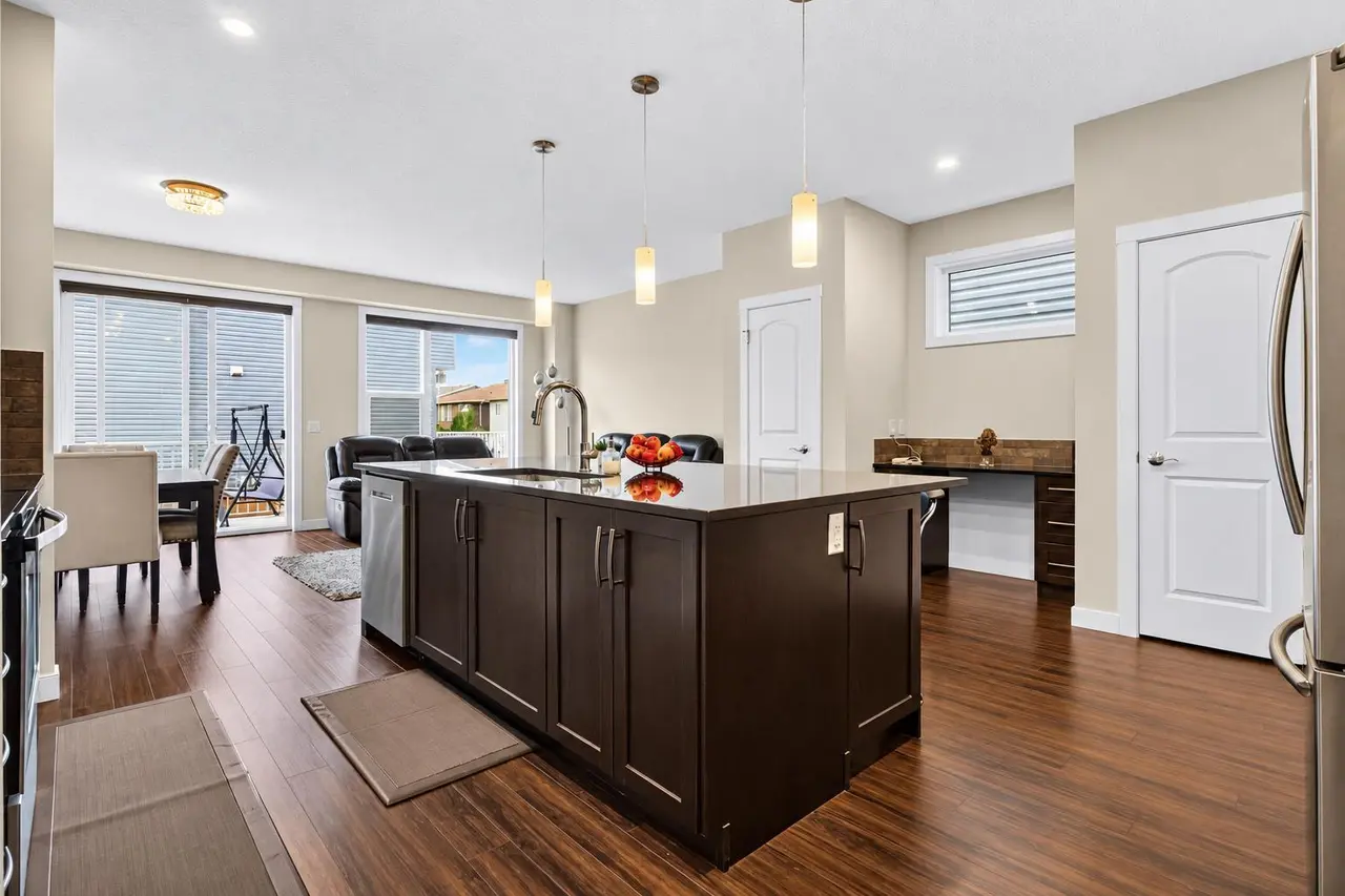 40 Sage Bluff Way NW