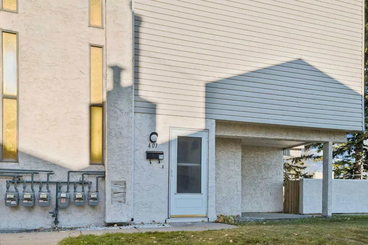 401, 3500 Varsity Drive NW