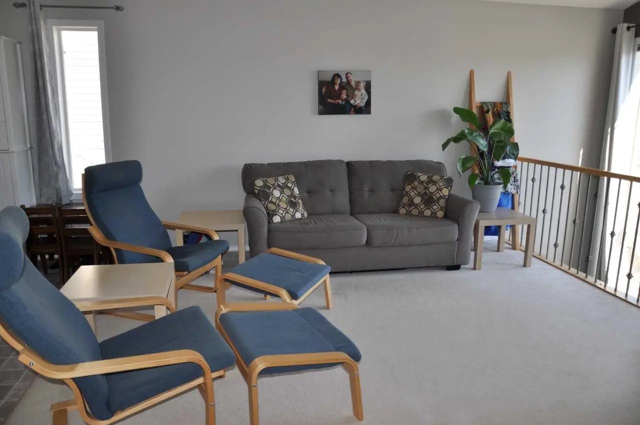 47 Riverbrook Close W