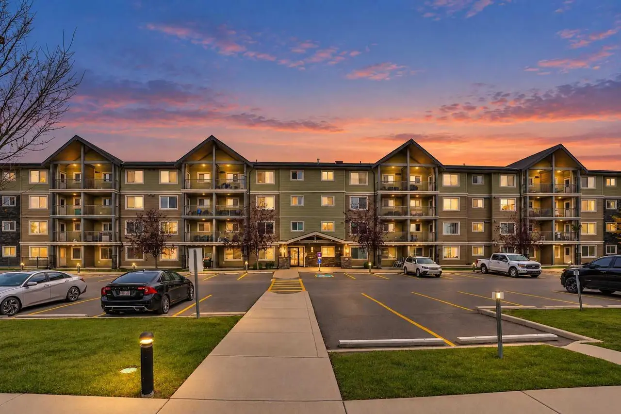 1204, 181 Skyview Ranch Manor NE