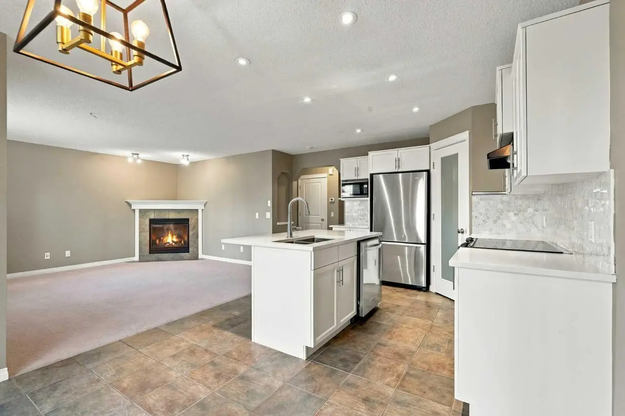 707 Tuscany Drive NW