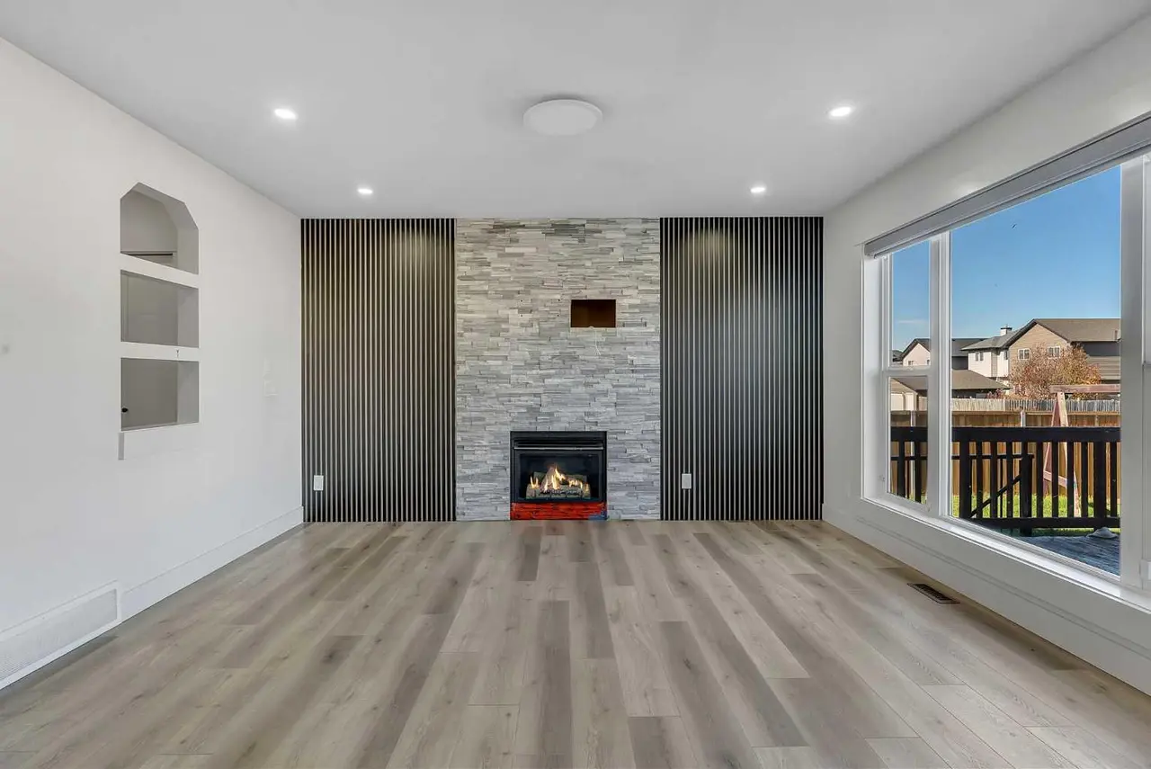 282 Saddlefield Place NE