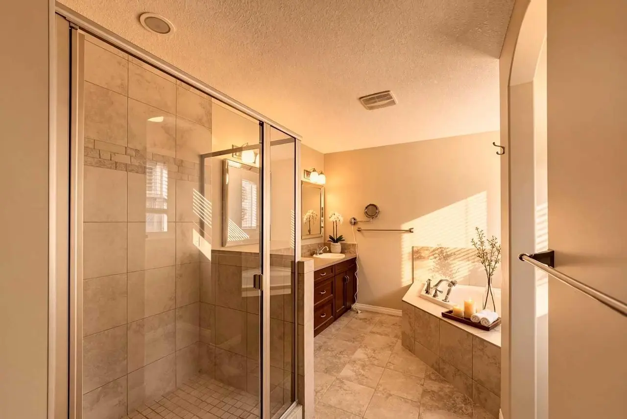 222 Elgin Estates Park SE
